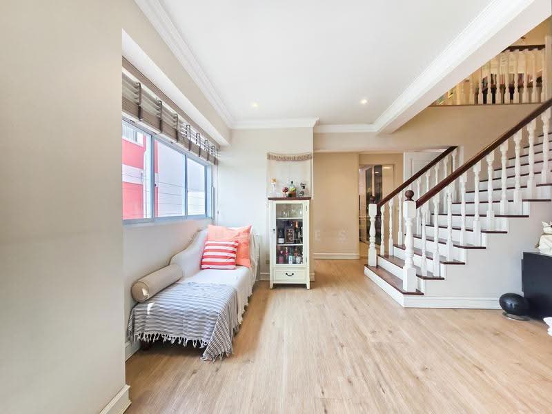 453 Sin Ming Avenue, 453 Sin Ming Avenue, Ang Mo Kio / Bishan / Thomson, 4 Bedrooms, 1,873 sqft, HDB Flat For Sale, by Charles Li, 500262283 - Living Room - PropertyGuru.com.sg