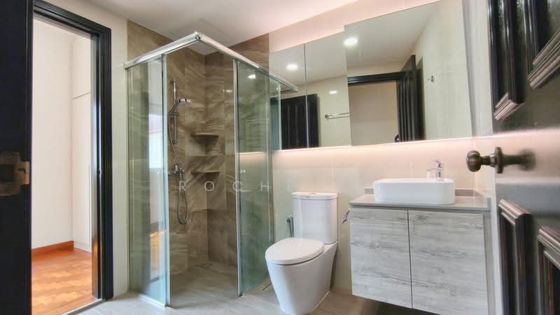 Villa Verde, Verde Grove, Dairy Farm / Bukit Panjang / Choa Chu Kang, 5 Bedrooms, 2,153 sqft, Terraced House For Sale, by Rochelle De S Meegolle, 500262300 - Bathroom - PropertyGuru.com.sg