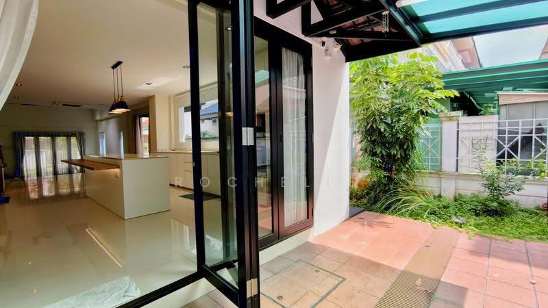 Villa Verde, Verde Grove, Dairy Farm / Bukit Panjang / Choa Chu Kang, 5 Bedrooms, 2,153 sqft, Terraced House For Sale, by Rochelle De S Meegolle, 500262300 - Kitchen - PropertyGuru.com.sg