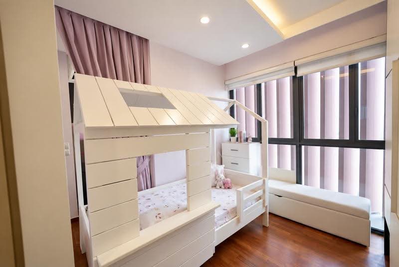 Twin Fountains, 15 Woodlands Avenue 6, Admiralty / Woodlands, 5 Bedrooms, 2,207 sqft, Condominium For Sale, by Stan Lee 李俊豪, 500262305 - Bedroom - PropertyGuru.com.sg