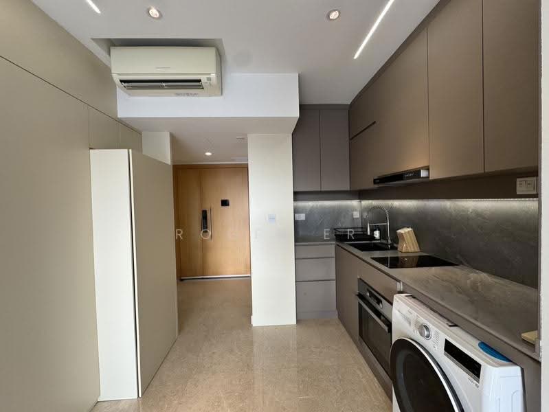 Eight Riversuites, 2 Whampoa East, Balestier / Toa Payoh, 2 Bedrooms, 700 sqft, Condominium For Rent, by Roger Er, 500262307 - Kitchen - PropertyGuru.com.sg