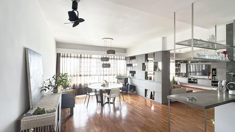 Ridgewood Condominium, 61 Mount Sinai Drive, Tanglin / Holland / Bukit Timah, 4 Bedrooms, 2,002 sqft, Condominium For Rent, by Helen Yau, 500262313 - Living Room - PropertyGuru.com.sg