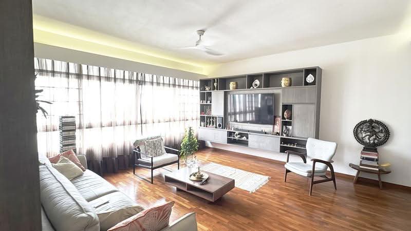 Ridgewood Condominium, 61 Mount Sinai Drive, Tanglin / Holland / Bukit Timah, 4 Bedrooms, 2,002 sqft, Condominium For Rent, by Helen Yau, 500262313 - Living Room - PropertyGuru.com.sg