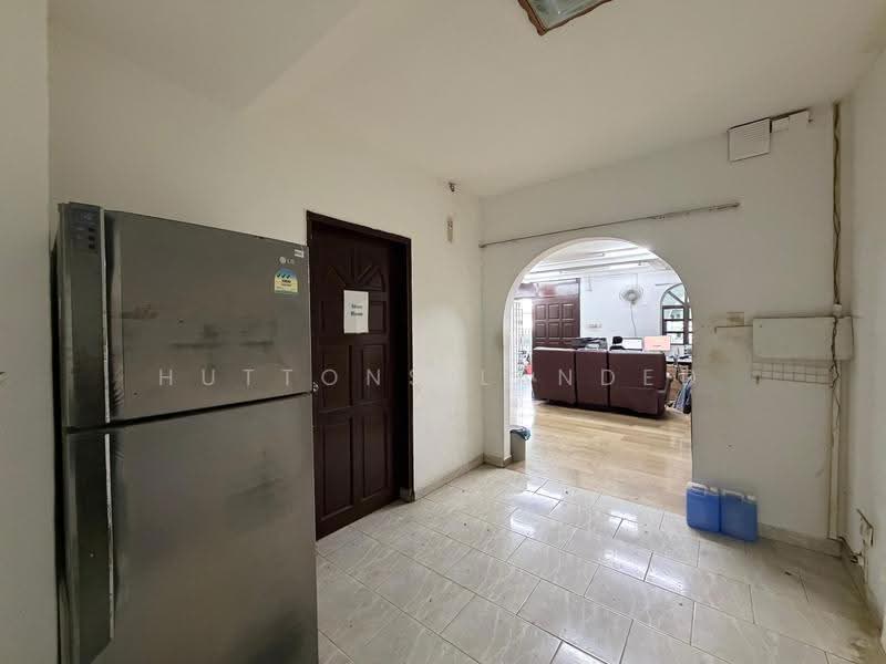 Kovan Semi-Detached House – 1km to Rosyth School, Jalan Limbok, Chuan Hoe Avenue, Yio Chu Kang Road, Phillips Avenue, Hougang / Punggol / Sengkang, 4 Bedrooms, 2,300 sqft, Semi-Detached House For Sale, by TRAVIS SEAH, 500262327 - Interior - PropertyGuru.com.sg