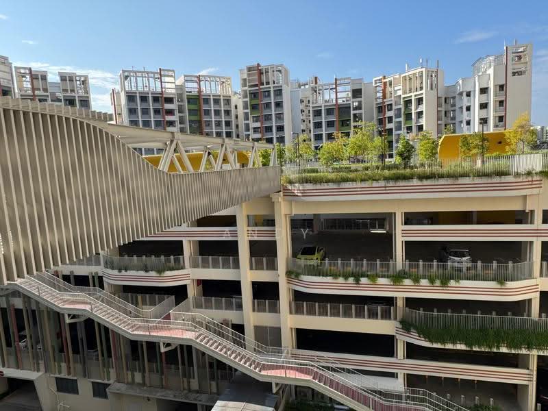 301B Tengah Drive, Tengah Drive, Room Rental, 111 sqft, HDB Flat For Rent, by Andy Lim 林佳俊, 500262331 - Exterior - PropertyGuru.com.sg