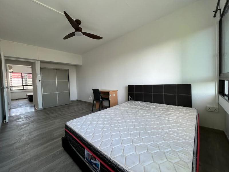 People's Park Complex, 1 Park Road, Boat Quay / Raffles Place / Marina, 5 Bedrooms, 1,119 sqft, Apartment For Rent, by Allan Zheng 鄭黎, 500262335 - Bedroom - PropertyGuru.com.sg