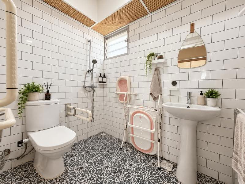 473C Upper Serangoon Crescent, 473C Upper Serangoon Crescent, Hougang / Punggol / Sengkang, 3 Bedrooms, 1,216 sqft, HDB Flat For Sale, by Jay Ng, 500262347 - Bathroom - PropertyGuru.com.sg