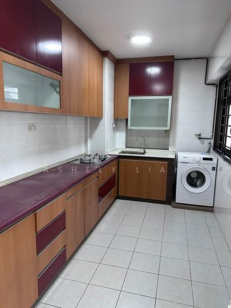79B Toa Payoh Central, 79B Toa Payoh Central, Balestier / Toa Payoh, 3 Bedrooms, 980 sqft, HDB Flat For Rent, by Ashely Lian, 500262349 - Kitchen - PropertyGuru.com.sg
