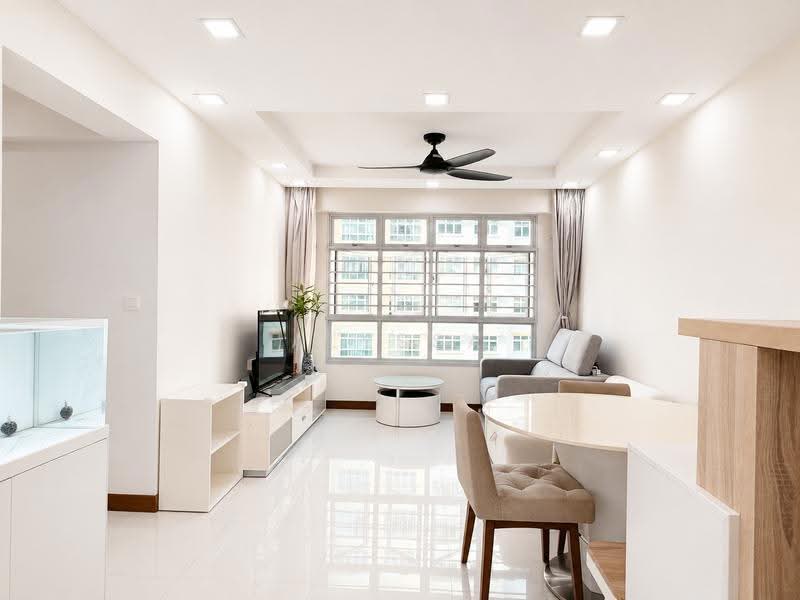 487C Choa Chu Kang Avenue 5, 487C Choa Chu Kang Avenue 5, Dairy Farm / Bukit Panjang / Choa Chu Kang, 3 Bedrooms, 1,001 sqft, HDB Flat For Sale, by Alyssa Chia, 500262350 - Living Room - PropertyGuru.com.sg