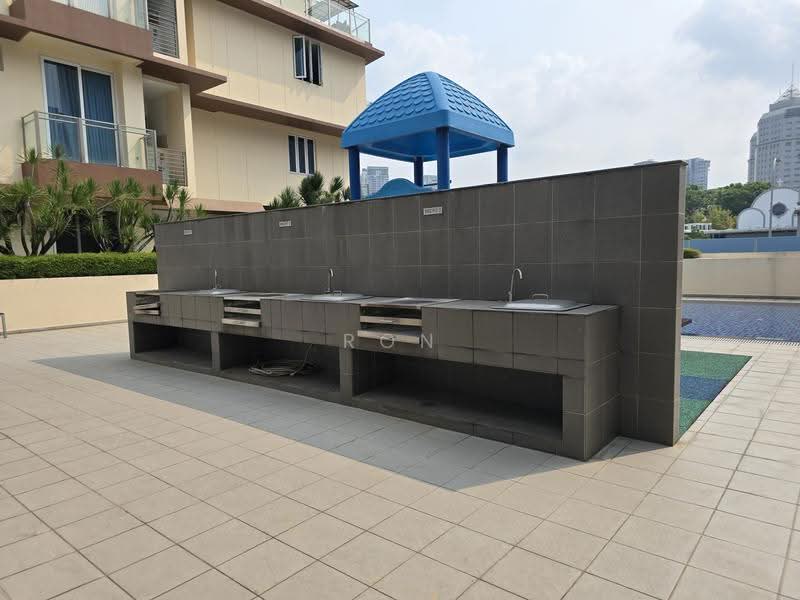Novena Regency, 275 Thomson Road, Newton / Novena, 2 Bedrooms, 560 sqft, Apartment For Rent, by Ron Loh, 500262355 - Exterior - PropertyGuru.com.sg