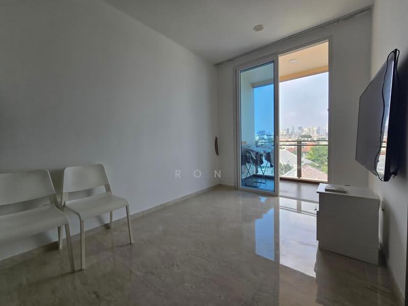Novena Regency, 275 Thomson Road, Newton / Novena, 2 Bedrooms, 560 sqft, Apartment For Rent, by Ron Loh, 500262355 - Balcony - PropertyGuru.com.sg