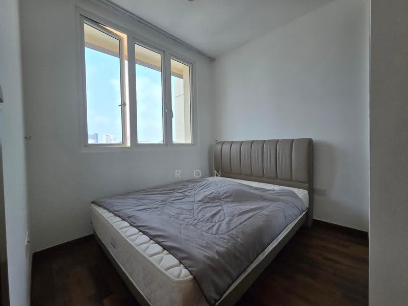 Novena Regency, 275 Thomson Road, Newton / Novena, 2 Bedrooms, 560 sqft, Apartment For Rent, by Ron Loh, 500262355 - Bedroom - PropertyGuru.com.sg