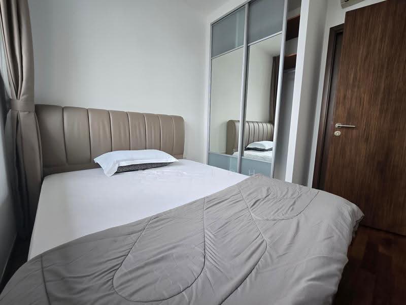 Novena Regency, 275 Thomson Road, Newton / Novena, 2 Bedrooms, 560 sqft, Apartment For Rent, by Ron Loh, 500262355 - Bedroom - PropertyGuru.com.sg