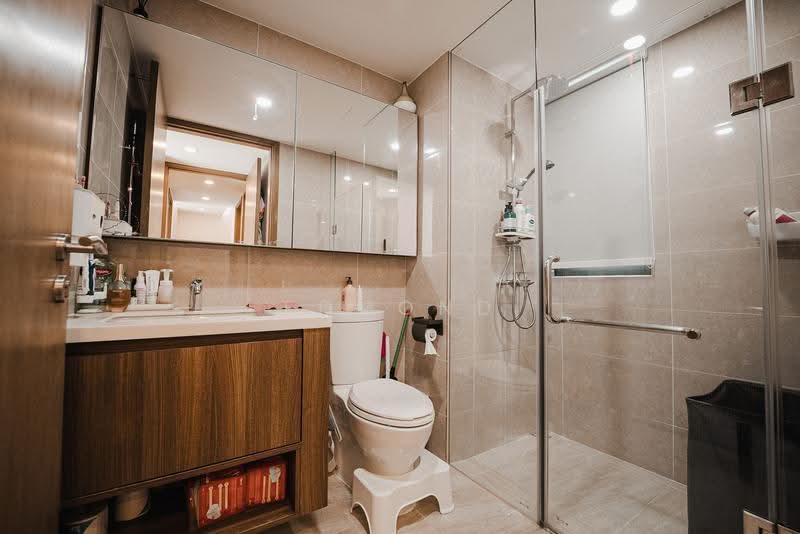 Kingsford Waterbay, 84 Upper Serangoon View, Hougang / Punggol / Sengkang, 3 Bedrooms, 850 sqft, Condominium For Sale, by Edmond Tan, 500262363 - Bathroom - PropertyGuru.com.sg