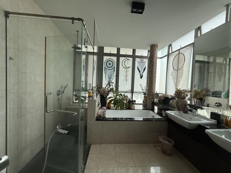 Kiara Ten, 54 Lorong Marzuki, Eunos / Geylang / Paya Lebar, 5 Bedrooms, 5,823 sqft, Cluster House For Sale, by Gary Zhuo 卓俊伟, 500262365 - Bathroom - PropertyGuru.com.sg
