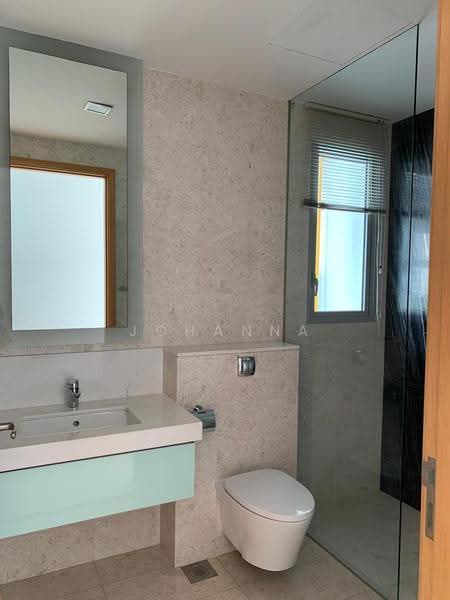 Grange Infinite, 27 Grange Road, Orchard / River Valley, 3 Bedrooms, 2,250 sqft, Condominium For Rent, by Johanna Chow, 500262366 - Bathroom - PropertyGuru.com.sg