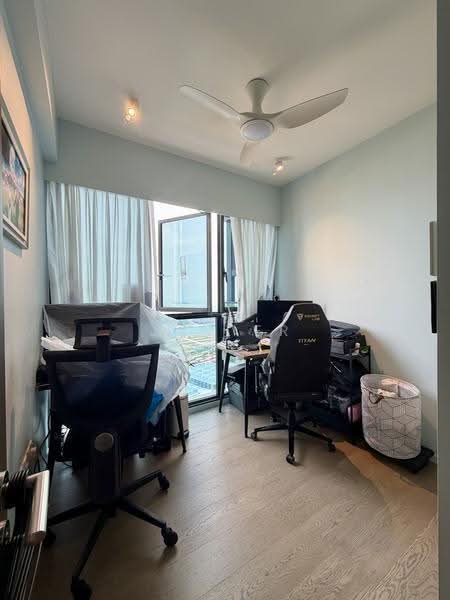 Avenue South Residence, 11 Silat Avenue, Alexandra / Commonwealth, 3 Bedrooms, 1,109 sqft, Condominium For Sale, by Javier Chew, 500262377 - PropertyGuru.com.sg