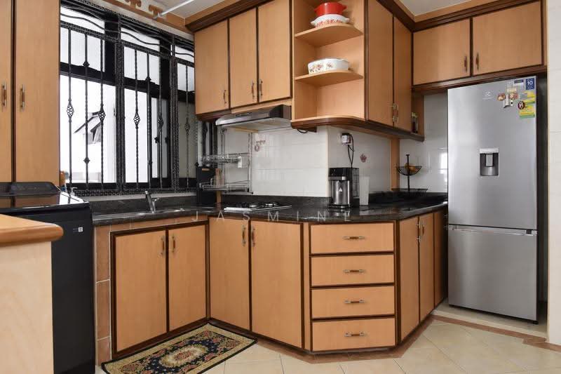 341 Sembawang Close, 341 Sembawang Close, Sembawang / Yishun, 3 Bedrooms, 1,023 sqft, HDB Flat For Sale, by Jasmine Tan, 500262380 - Kitchen - PropertyGuru.com.sg
