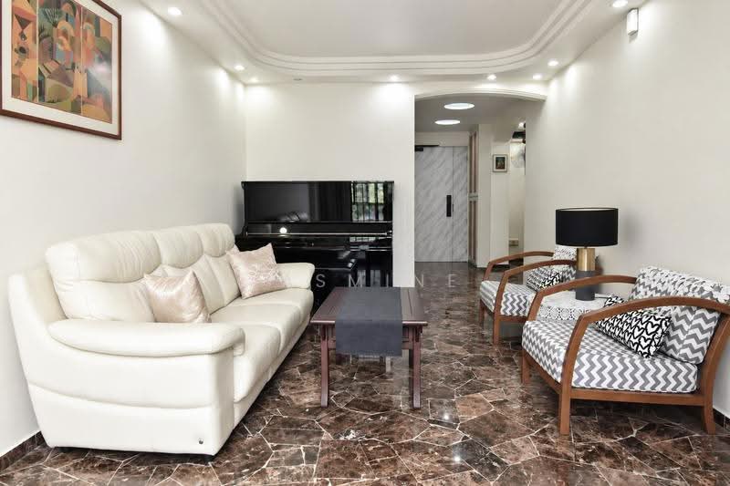 341 Sembawang Close, 341 Sembawang Close, Sembawang / Yishun, 3 Bedrooms, 1,023 sqft, HDB Flat For Sale, by Jasmine Tan, 500262380 - Living Room - PropertyGuru.com.sg