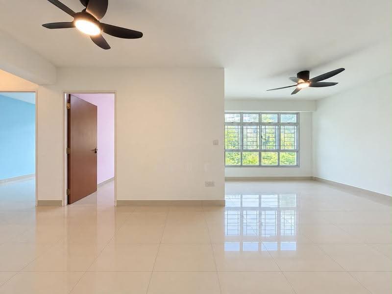 512C Yishun Street 51, 512C Yishun Street 51, Sembawang / Yishun, 3 Bedrooms, 1,001 sqft, HDB Flat For Sale, by Jerez Amsyar, 500262383 - Living Room - PropertyGuru.com.sg