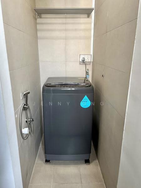 Piermont Grand, 22 Sumang Walk, Hougang / Punggol / Sengkang, 3 Bedrooms, 1,130 sqft, Executive Condominium For Sale, by Jenny Ong, 500262384 - Bathroom - PropertyGuru.com.sg