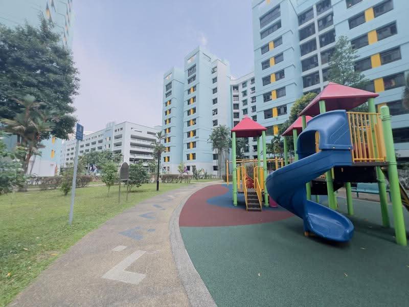 990A Jurong West Street 93, 990A Jurong West Street 93, Boon Lay / Jurong / Tuas, 3 Bedrooms, 1,001 sqft, HDB Flat For Sale, by Tamil Chelvan, 500262389 - Exterior - PropertyGuru.com.sg