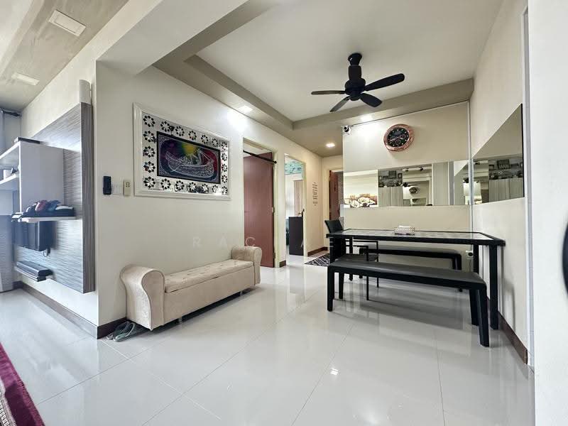 805C Keat Hong Close, 805C Keat Hong Close, Dairy Farm / Bukit Panjang / Choa Chu Kang, 3 Bedrooms, 1,001 sqft, HDB Flat For Sale, by Rachael Chen, 500262392 - Living Room - PropertyGuru.com.sg