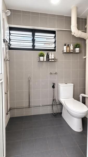 337 Bukit Batok Street 34, 337 Bukit Batok Street 34, Dairy Farm / Bukit Panjang / Choa Chu Kang, 3 Bedrooms, 904 sqft, HDB Flat For Sale, by Renie Jalil, 500262396 - Common Bath - PropertyGuru.com.sg