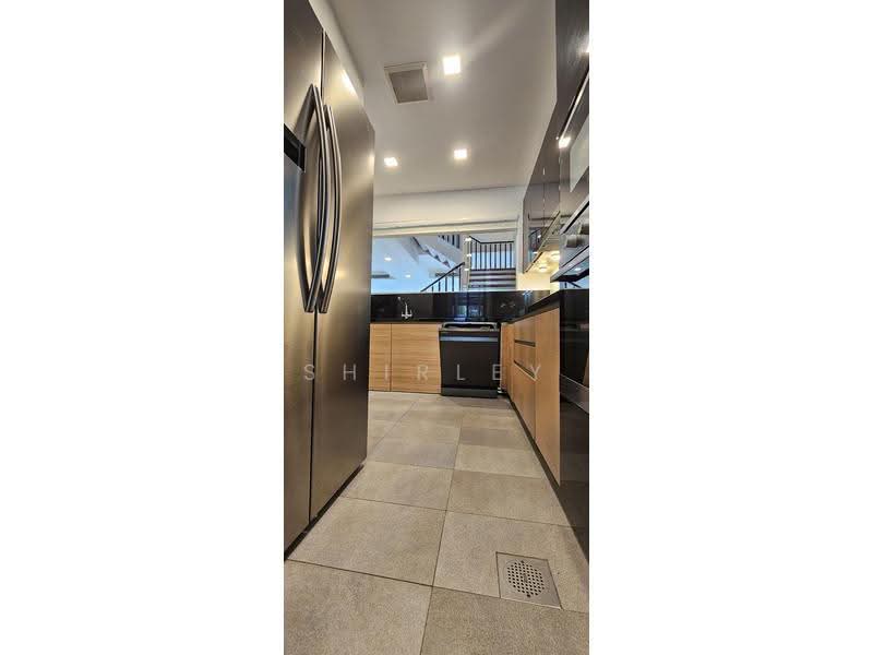 OCEAN DRIVE, Ocean Drive, Harbourfront / Telok Blangah, 5 Bedrooms, 5,000 sqft, Terraced House For Sale, by Shirley Lee, 500262397 - Kitchen - PropertyGuru.com.sg