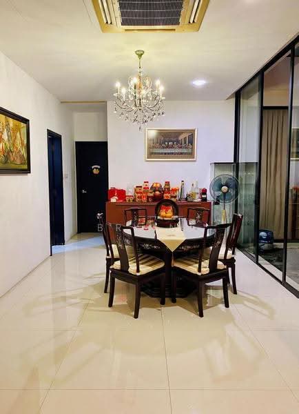 Haigsville Drive, Haigsville Drive, East Coast / Marine Parade, 7 Bedrooms, 6,000 sqft, Semi-Detached House For Sale, by Bryant Tan Zhi Yong, 500262402 - Dining Room - PropertyGuru.com.sg
