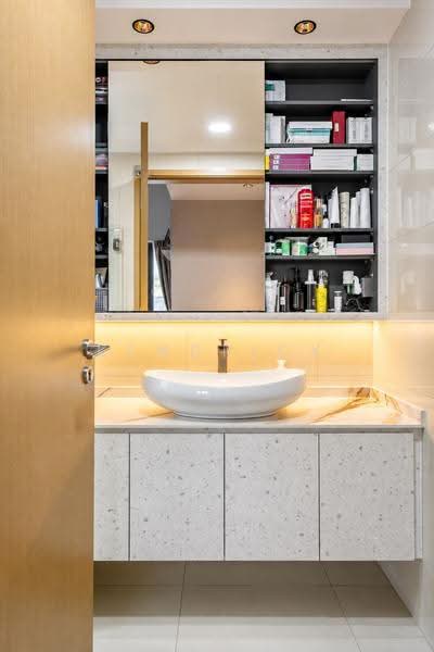 SkyPark Residences, Sembawang Drive, Sembawang / Yishun, 5 Bedrooms, 1,593 sqft, Condominium For Sale, by Kendrick Yeap, 500262405 - Bathroom - PropertyGuru.com.sg