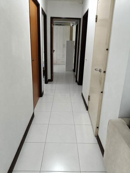 613A Punggol Drive, 613A Punggol Drive, Hougang / Punggol / Sengkang, 2 Bedrooms, 1,001 sqft, HDB Flat For Rent, by Zane Soo 苏昱能, 500262406 - Corridor - PropertyGuru.com.sg