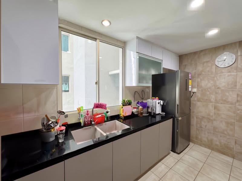 Rio Vista, 12 Upper Serangoon View, Hougang / Punggol / Sengkang, 3 Bedrooms, 1,247 sqft, Condominium For Sale, by Elaine Low, 500262410 - Kitchen - PropertyGuru.com.sg