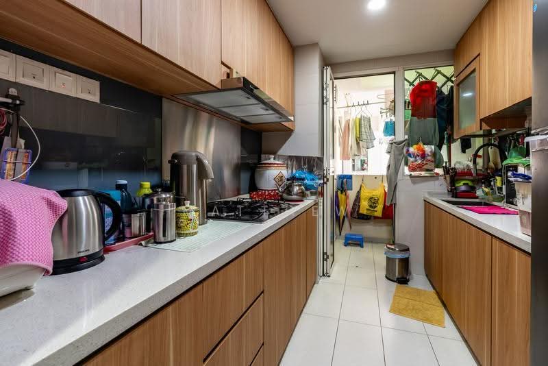 1 Canberra, 7 Canberra Drive, Sembawang / Yishun, 3 Bedrooms, 1,259 sqft, Condominium For Sale, by Matthew Lam, 500262426 - Kitchen - PropertyGuru.com.sg