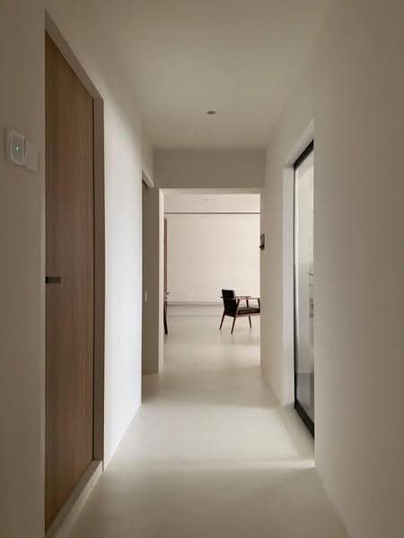 290B Bukit Batok Street 24, 290B Bukit Batok Street 24, Dairy Farm / Bukit Panjang / Choa Chu Kang, 3 Bedrooms, 1,518 sqft, HDB Flat For Sale, by Isaac Lee, 500262428 - Corridor - PropertyGuru.com.sg