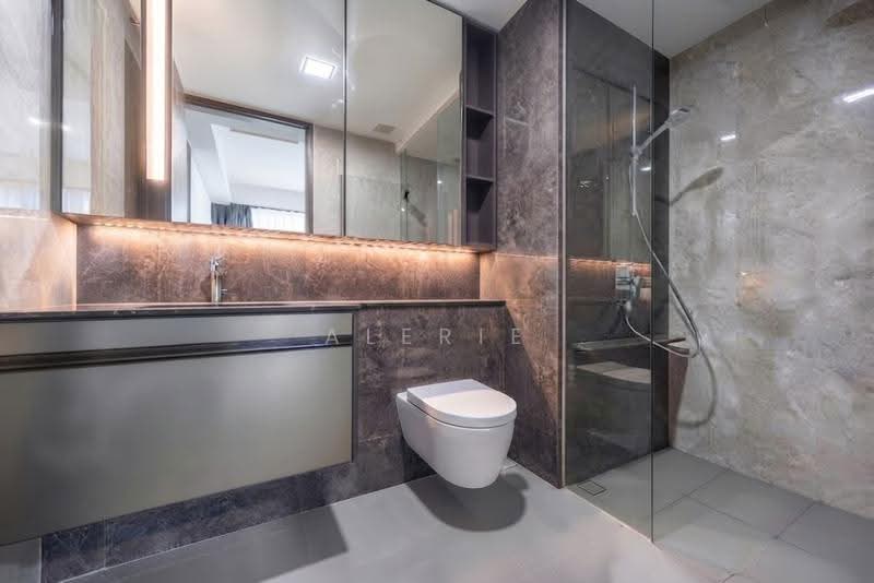 Tembusu Grand, 92 Jalan Tembusu, East Coast / Marine Parade, 2 Bedrooms, 667 sqft, Condominium For Sale, by Alerie Huang, 500262440 - Bathroom - PropertyGuru.com.sg