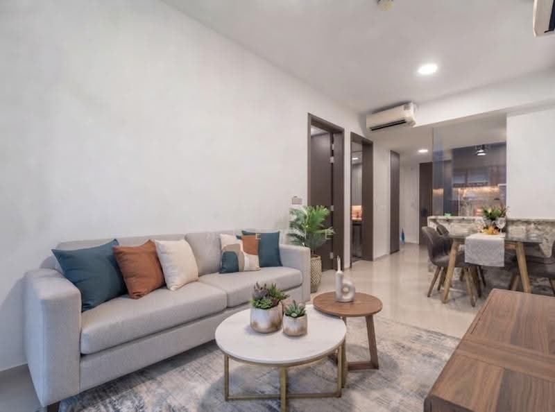 Tembusu Grand, 92 Jalan Tembusu, East Coast / Marine Parade, 2 Bedrooms, 667 sqft, Condominium For Sale, by Alerie Huang, 500262440 - Living Room - PropertyGuru.com.sg