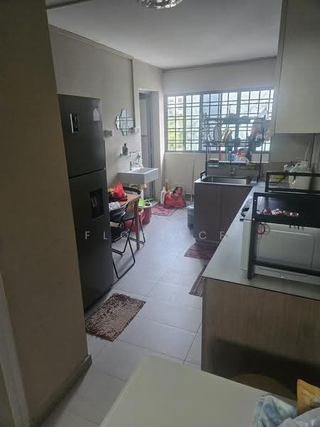 250 Yishun Avenue 9, 250 Yishun Avenue 9, Sembawang / Yishun, 3 Bedrooms, 904 sqft, HDB Flat For Sale, by Florence P T, 500262445 - Kitchen - PropertyGuru.com.sg