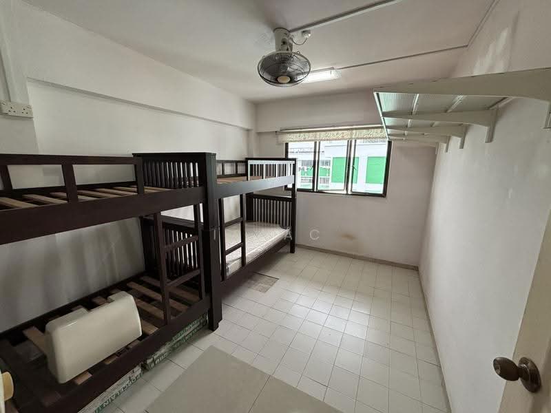 262 Yishun Street 22, 262 Yishun Street 22, Sembawang / Yishun, 3 Bedrooms, 904 sqft, HDB Flat For Sale, by Isaac Yee, 500262450 - PropertyGuru.com.sg
