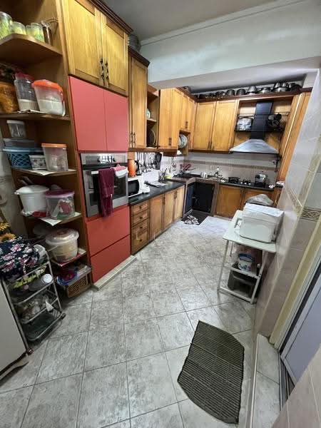 7 Ghim Moh Road, 7 Ghim Moh Road, Tanglin / Holland / Bukit Timah, 3 Bedrooms, 1,280 sqft, HDB Flat For Rent, by Lim Y X, 500262464 - Kitchen - PropertyGuru.com.sg