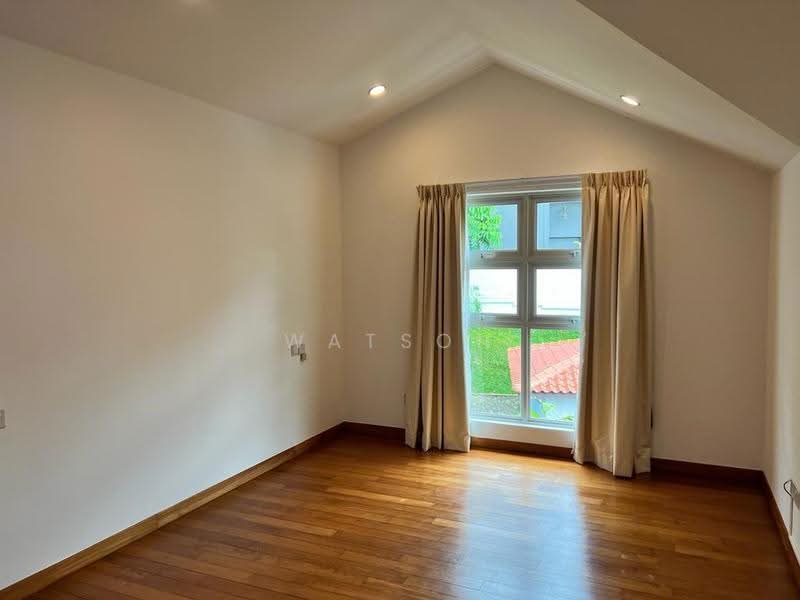 2.5 Storey Semi- Dtached house at Namly, Namly, Tanglin / Holland / Bukit Timah, 5 Bedrooms, 4,000 sqft, Semi-Detached House For Rent, by Watson Poh, 500262486 - Interior - PropertyGuru.com.sg
