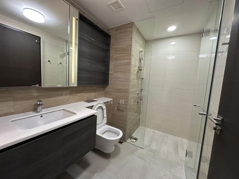 Sims Urban Oasis, 10 Sims Drive, Eunos / Geylang / Paya Lebar, 1 Bedroom, 409 sqft, Condominium For Sale, by Anne Ng, 500262503 - Bathroom - PropertyGuru.com.sg