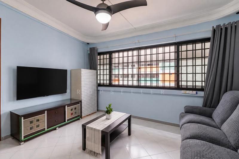 294 Choa Chu Kang Avenue 2, 294 Choa Chu Kang Avenue 2, Dairy Farm / Bukit Panjang / Choa Chu Kang, 3 Bedrooms, 1,098 sqft, HDB Flat For Sale, by KOH YONG JIAN, 500262508 - Living Room - PropertyGuru.com.sg