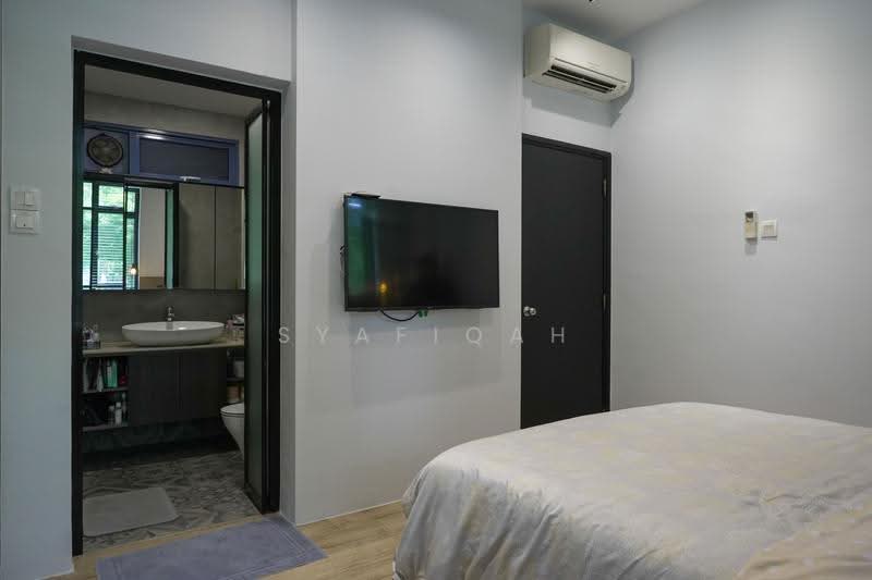 Evelyn Mansions, 20 Evelyn Road, Newton / Novena, 2 Bedrooms, 1,227 sqft, Apartment For Sale, by Syafiqah Rahman, 500262512 - Master Bedroom - PropertyGuru.com.sg
