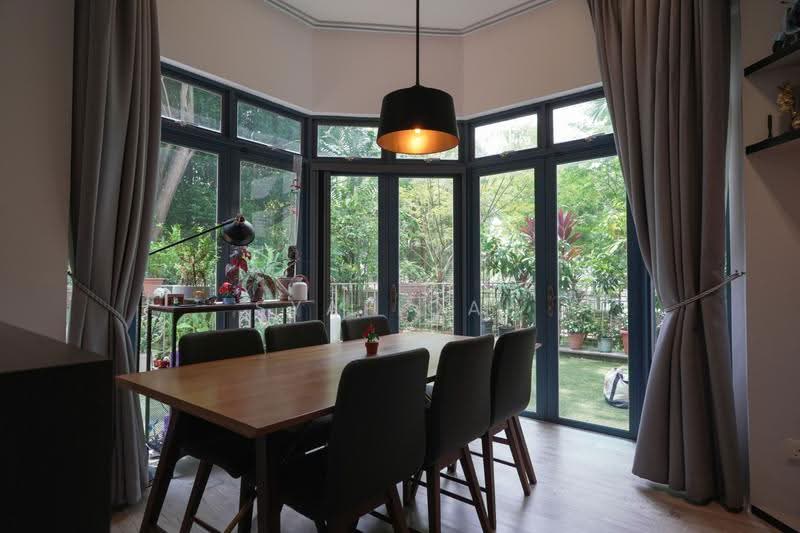 Evelyn Mansions, 20 Evelyn Road, Newton / Novena, 2 Bedrooms, 1,227 sqft, Apartment For Sale, by Syafiqah Rahman, 500262512 - Dining Room - PropertyGuru.com.sg