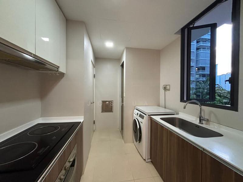 The Luxurie, 31 Compassvale Road, Hougang / Punggol / Sengkang, 4 Bedrooms, 1,313 sqft, Condominium For Rent, by Joshua Soh, 500262522 - Kitchen - PropertyGuru.com.sg