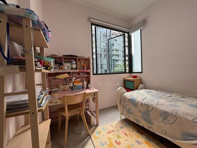 The Luxurie, 31 Compassvale Road, Hougang / Punggol / Sengkang, 4 Bedrooms, 1,313 sqft, Condominium For Rent, by Joshua Soh, 500262522 - Bedroom - PropertyGuru.com.sg