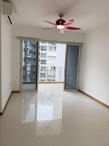 Forestville, 24 Woodlands Drive 16, Admiralty / Woodlands, 4 Bedrooms, 1,249 sqft, Condominium For Rent, by Frederick Lee, 500262531 - Living Hall - PropertyGuru.com.sg