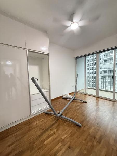 Forestville, 24 Woodlands Drive 16, Admiralty / Woodlands, 4 Bedrooms, 1,249 sqft, Condominium For Rent, by Frederick Lee, 500262531 - Master bedroom - PropertyGuru.com.sg