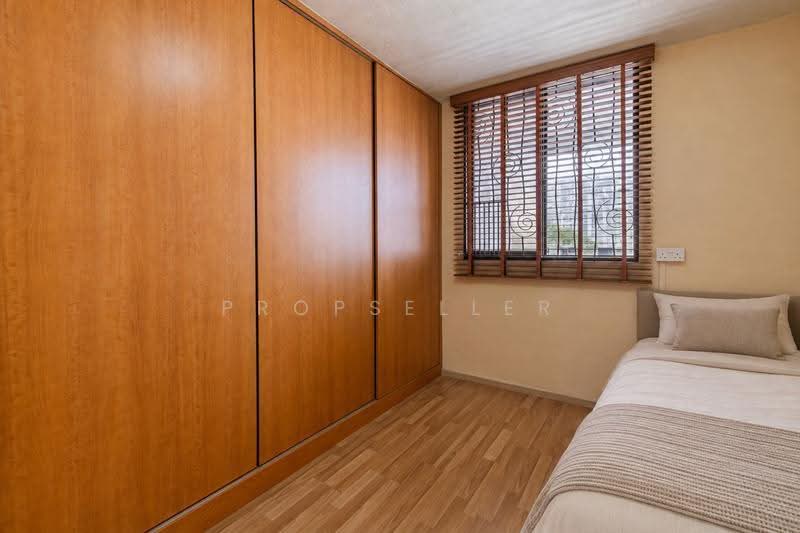 112 Ho Ching Road, 112 Ho Ching Road, Boon Lay / Jurong / Tuas, 2 Bedrooms, 732 sqft, HDB Flat For Sale, by Gina Tow, 500262532 - Bedroom - PropertyGuru.com.sg